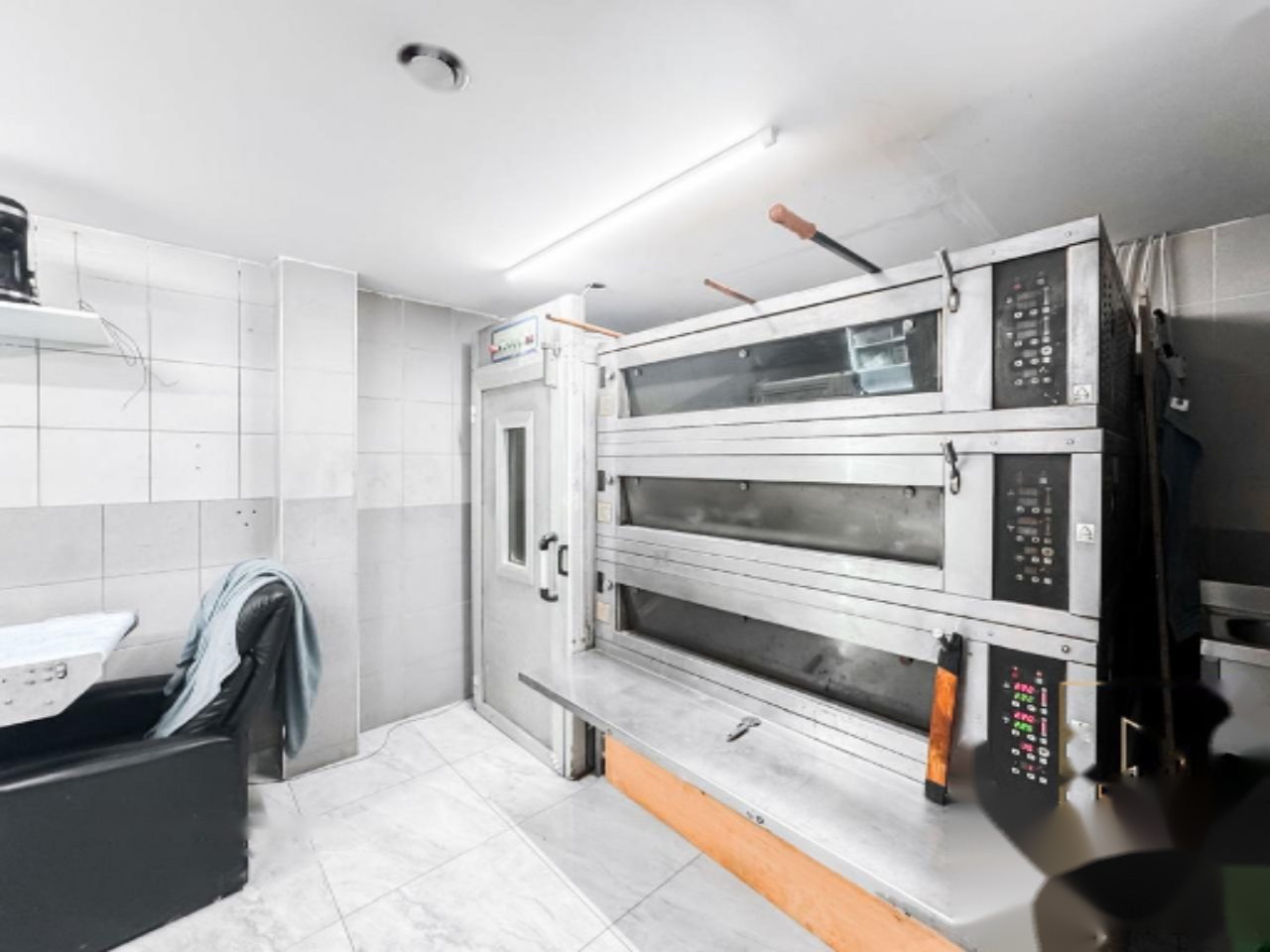 Bureau à Ljubljana, Slovénie, 70 m² - image 3