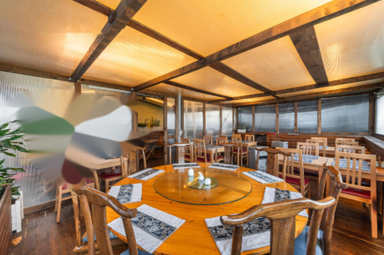 Oficina en Liubliana, Eslovenia, 111 m² - imagen 3