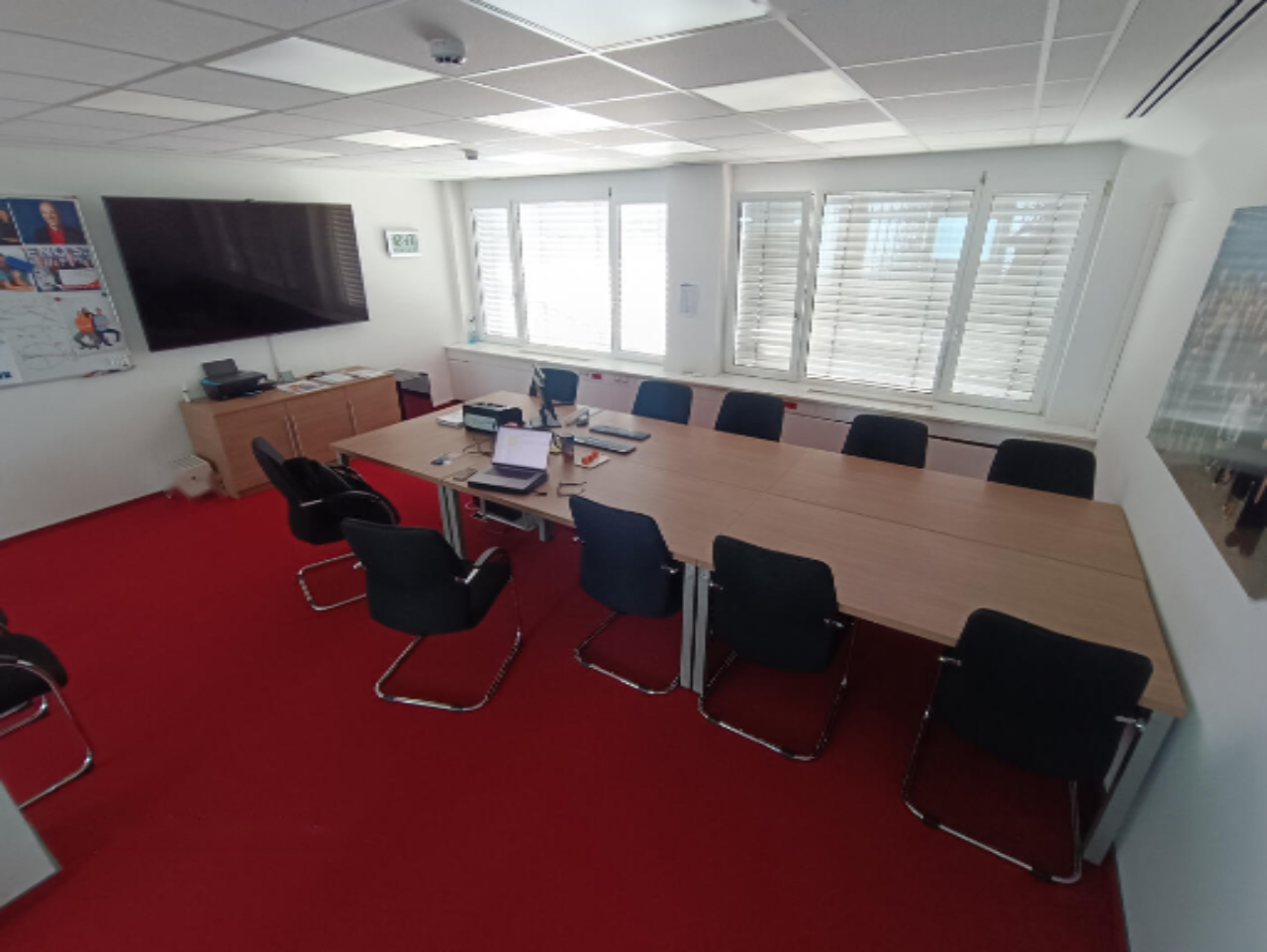 Ufficio a Lubiana, Slovenia, 2 163 m² - foto 10
