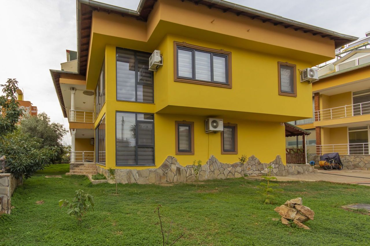 Villa a Alanya, Turchia, 300 m² - foto 1