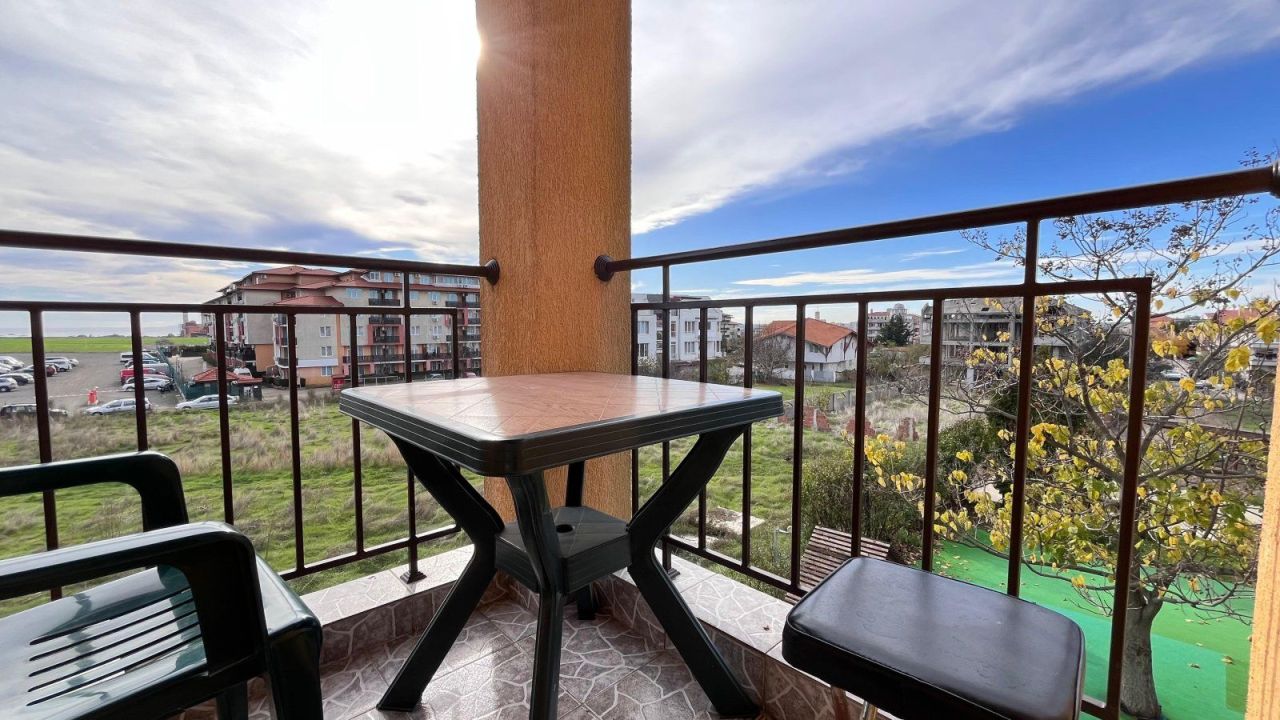 Apartment in Aheloy, Bulgaria, 81 m² - picture 13