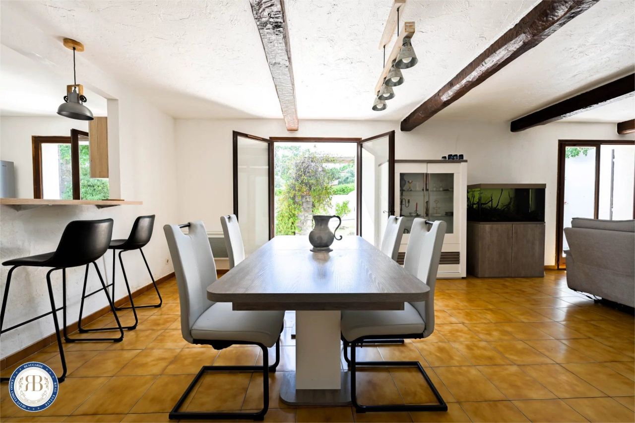 House in Mougins, France, 142 m² - picture 8