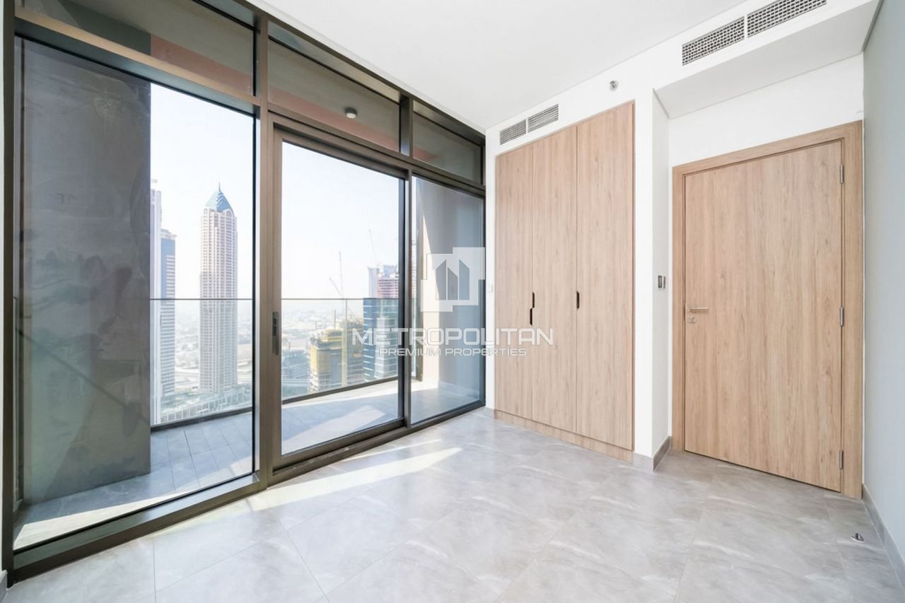 Apartment in Dubai, UAE, 62 m² - picture 7