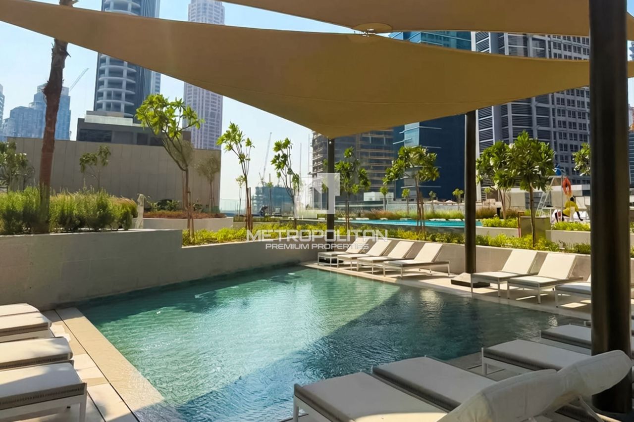 Apartment in Dubai, UAE, 62 m² - picture 11