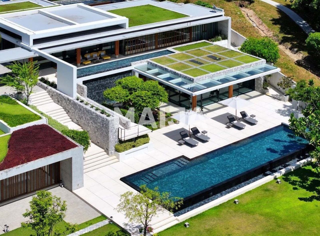 House Sattahip, Thailand, 1 533 m² - picture 1