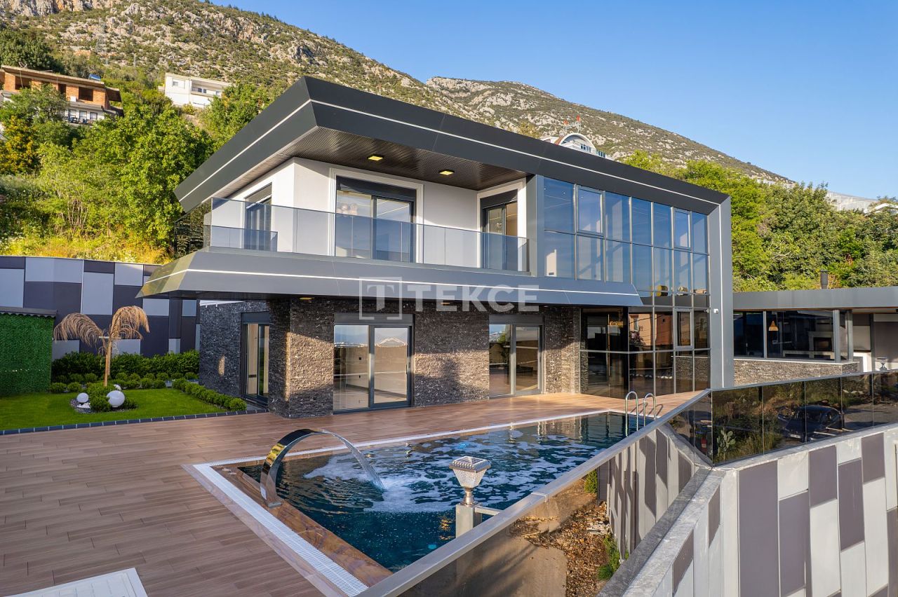 Villa à Alanya, Turquie, 275 m² - image 1