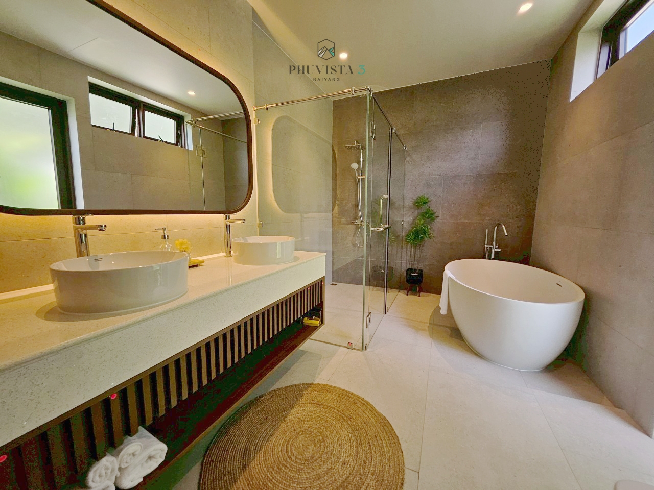 Villa on Phuket Island, Thailand, 208.6 m² - picture 12