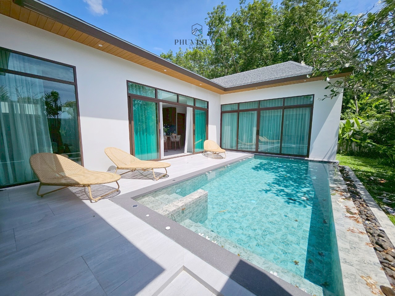 Villa on Phuket Island, Thailand, 208.6 m² - picture 1