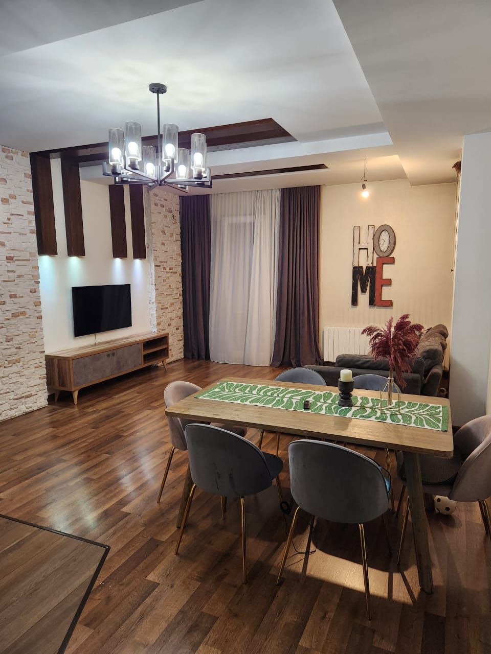 Wohnung in Tiflis, Georgien, 95 m² - Foto 1