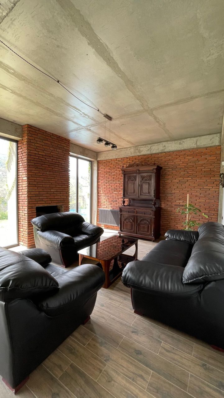 House in Tbilisi, Georgia, 330 m² - picture 4