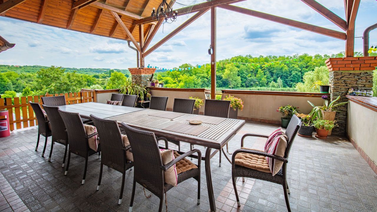 Villa in Siofok, Hungary, 950 m² - picture 9