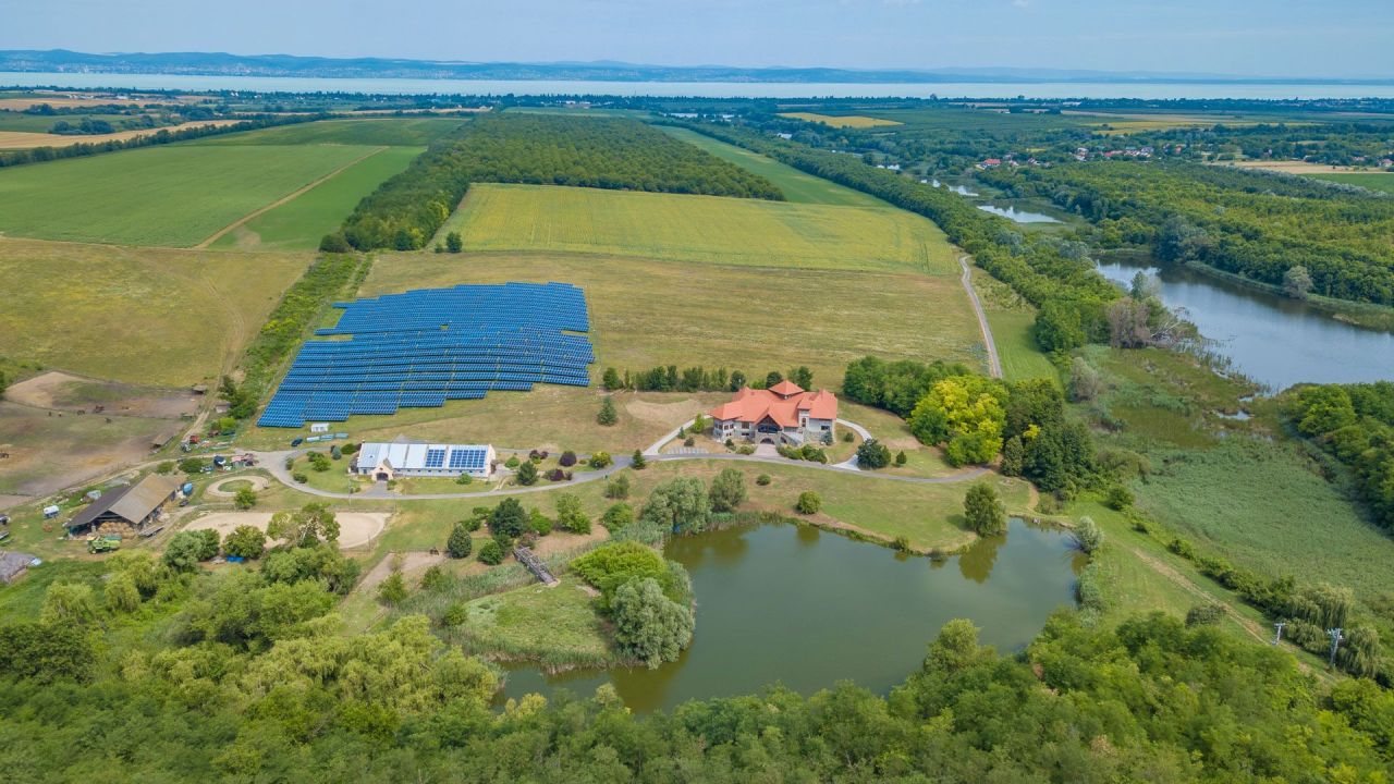 Villa in Siofok, Hungary, 950 m² - picture 7