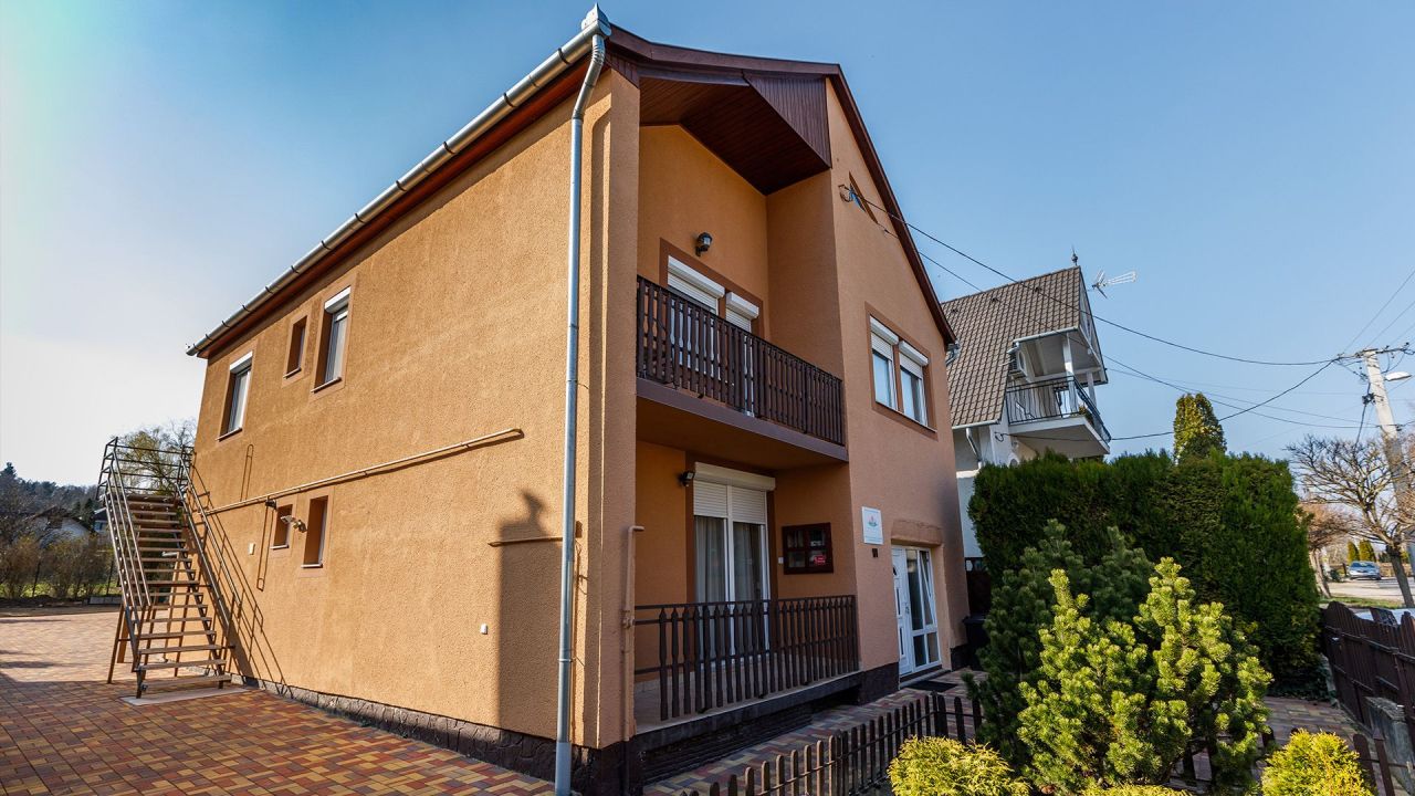 Hôtel à Hévíz, Hongrie, 180 m² - image 3