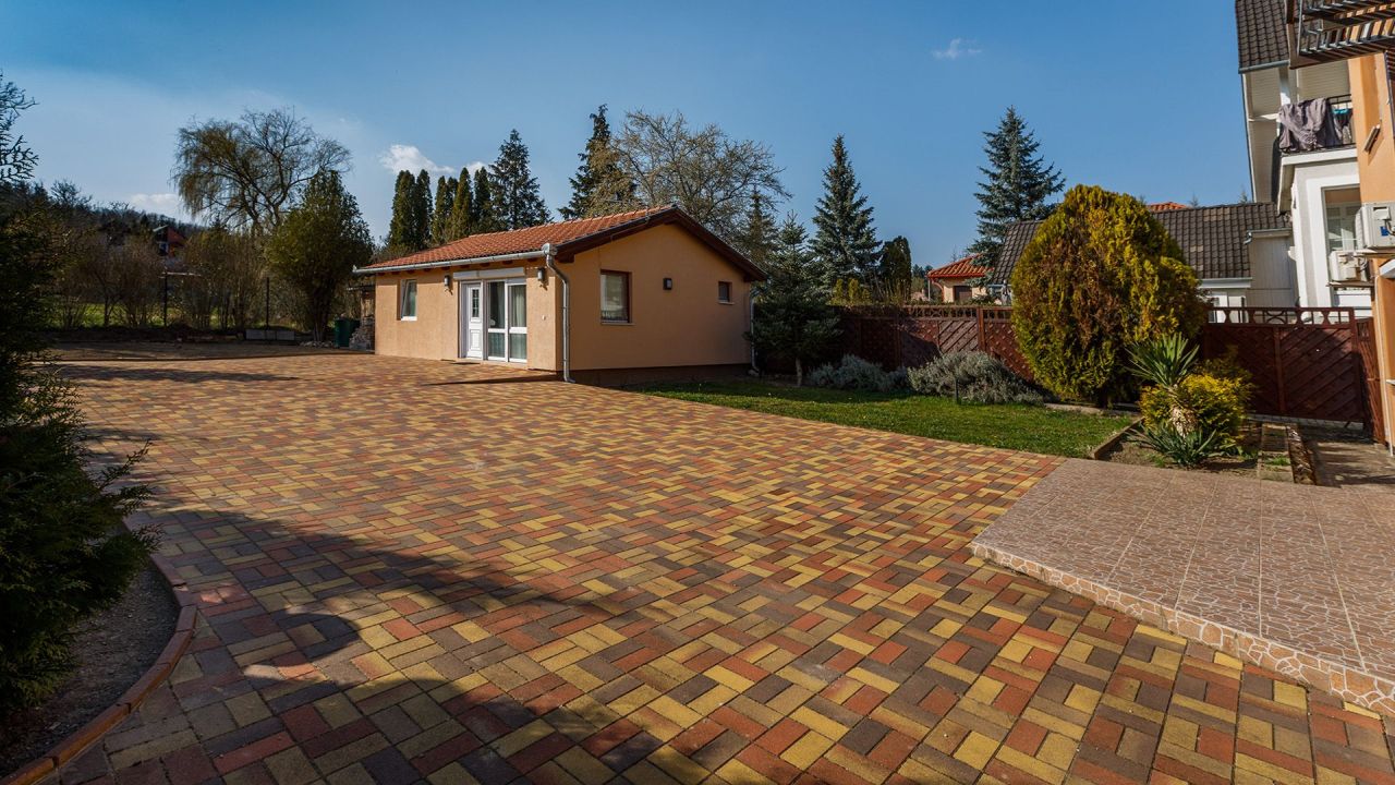 Hôtel à Hévíz, Hongrie, 180 m² - image 2