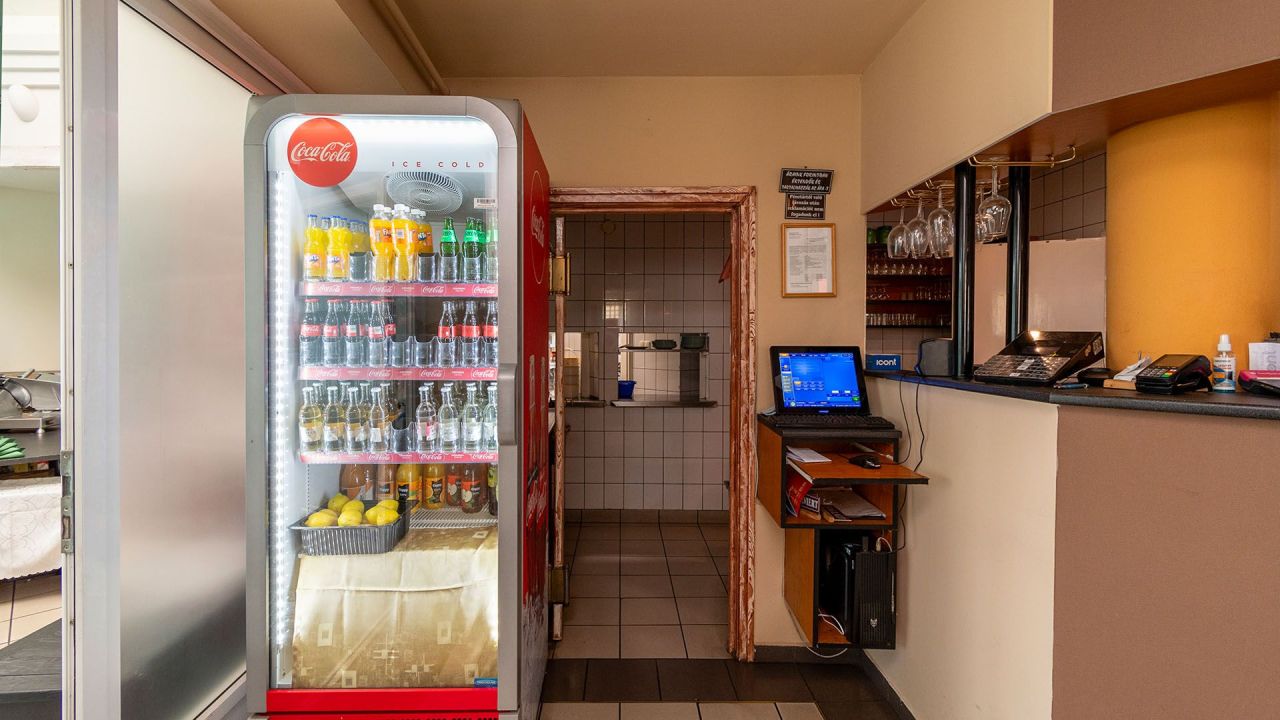 Café, restaurant sur le Balaton, Hongrie, 207 m² - image 17