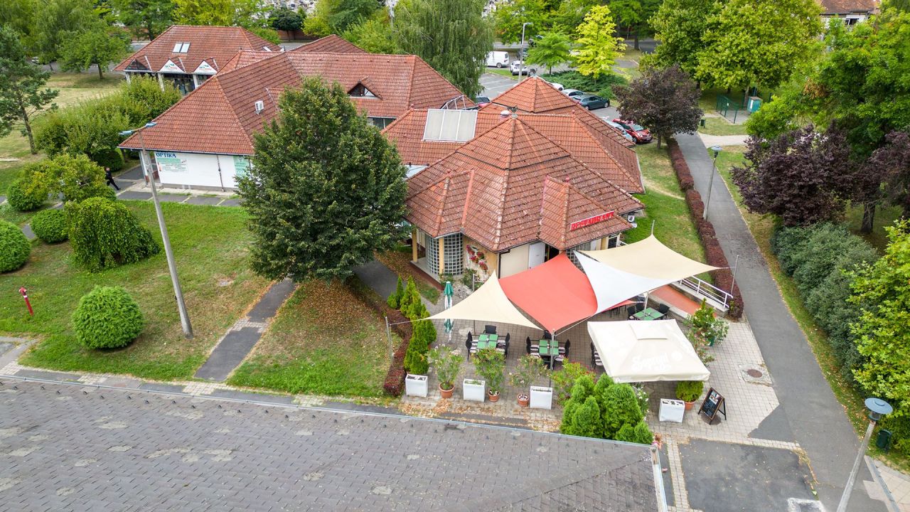 Café, restaurant sur le Balaton, Hongrie, 207 m² - image 8