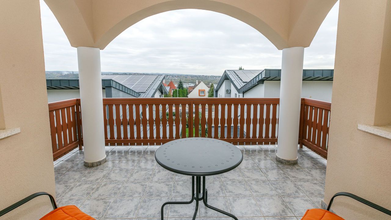 Hôtel à Hévíz, Hongrie, 300 m² - image 6