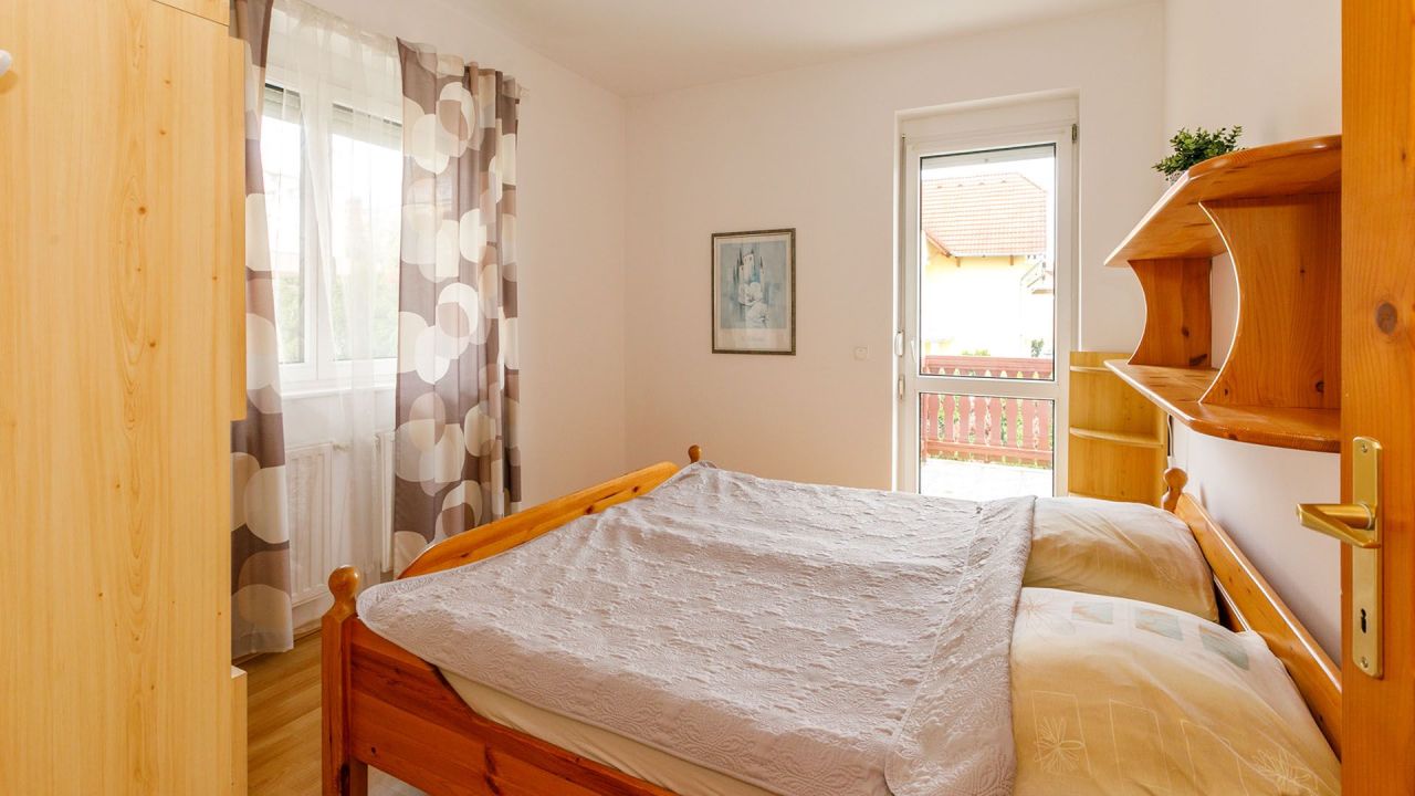 Hôtel à Hévíz, Hongrie, 300 m² - image 9