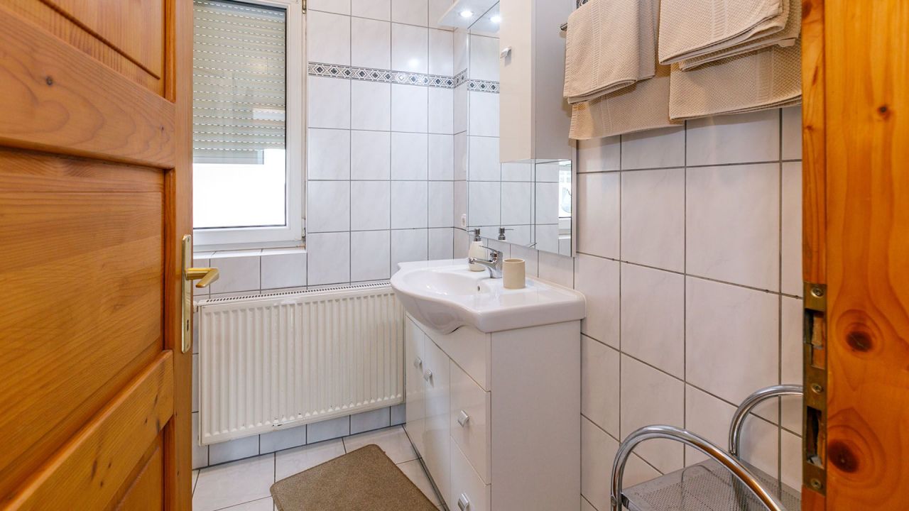 Hôtel à Hévíz, Hongrie, 300 m² - image 7