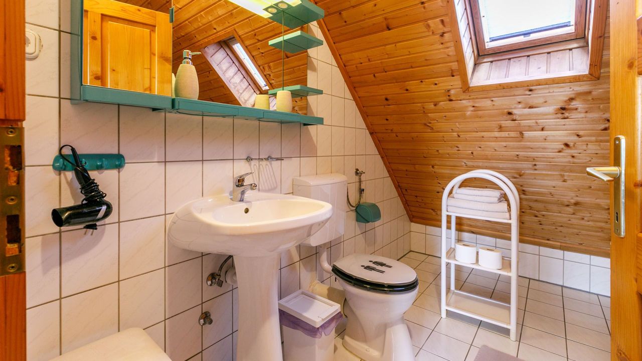 Hôtel à Hévíz, Hongrie, 300 m² - image 16