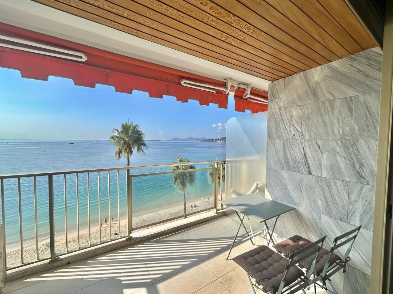 Flat in Cap d'Antibes, France, 75 m² - picture 2