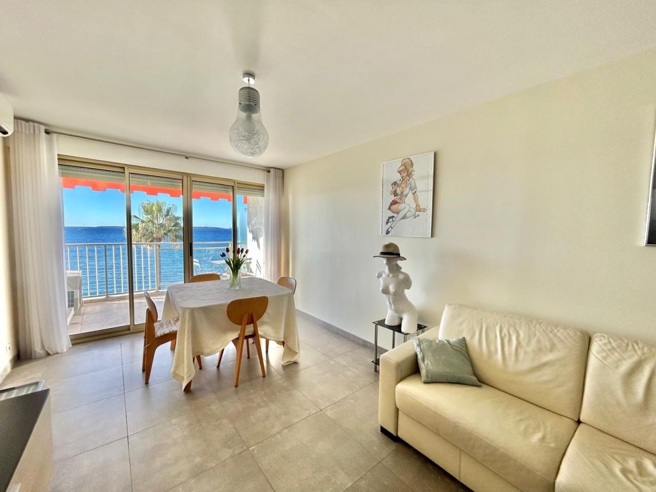 Flat in Cap d'Antibes, France, 75 m² - picture 8