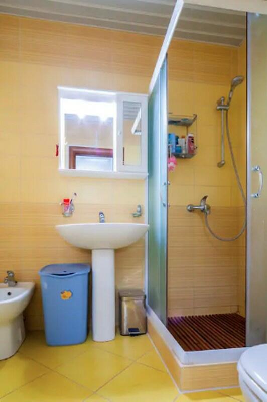 Flat in Petrovac, Montenegro, 84 m² - picture 8