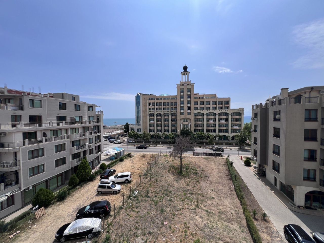 Apartamento en Pomorie, Bulgaria, 93 m² - imagen 1