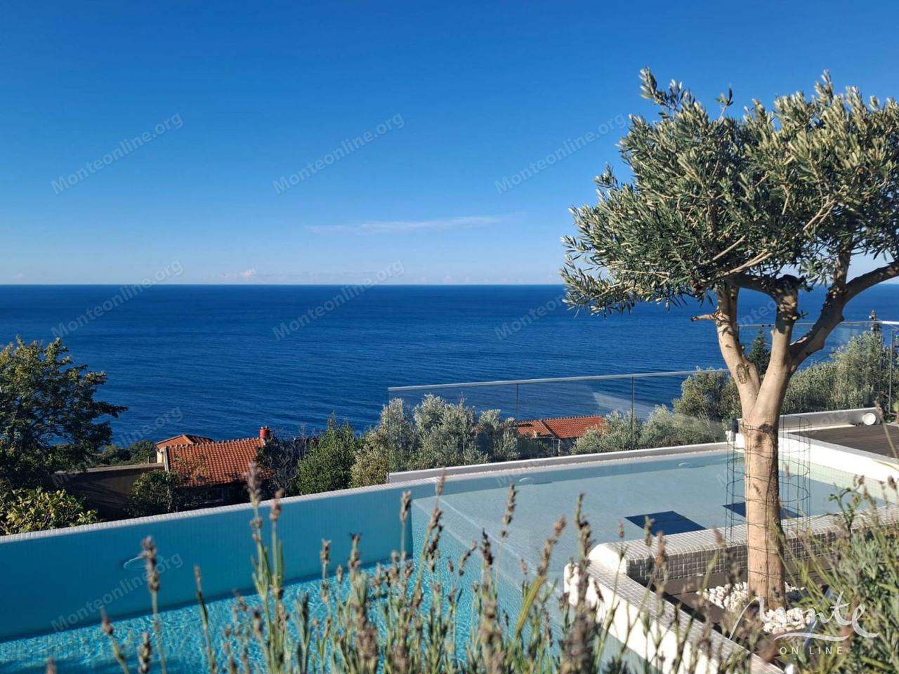 Villa à Rézévici, Monténégro, 116 m² - image 12