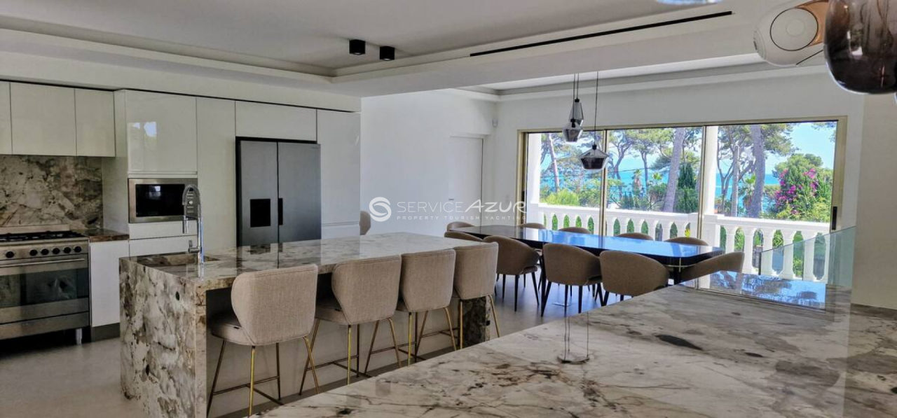 Villa à Antibes, France, 300 m² - image 4