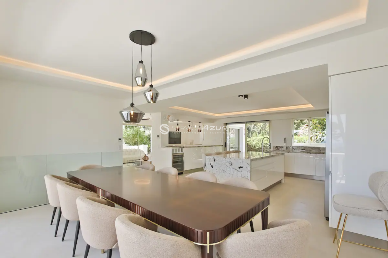 Villa à Antibes, France, 300 m² - image 12