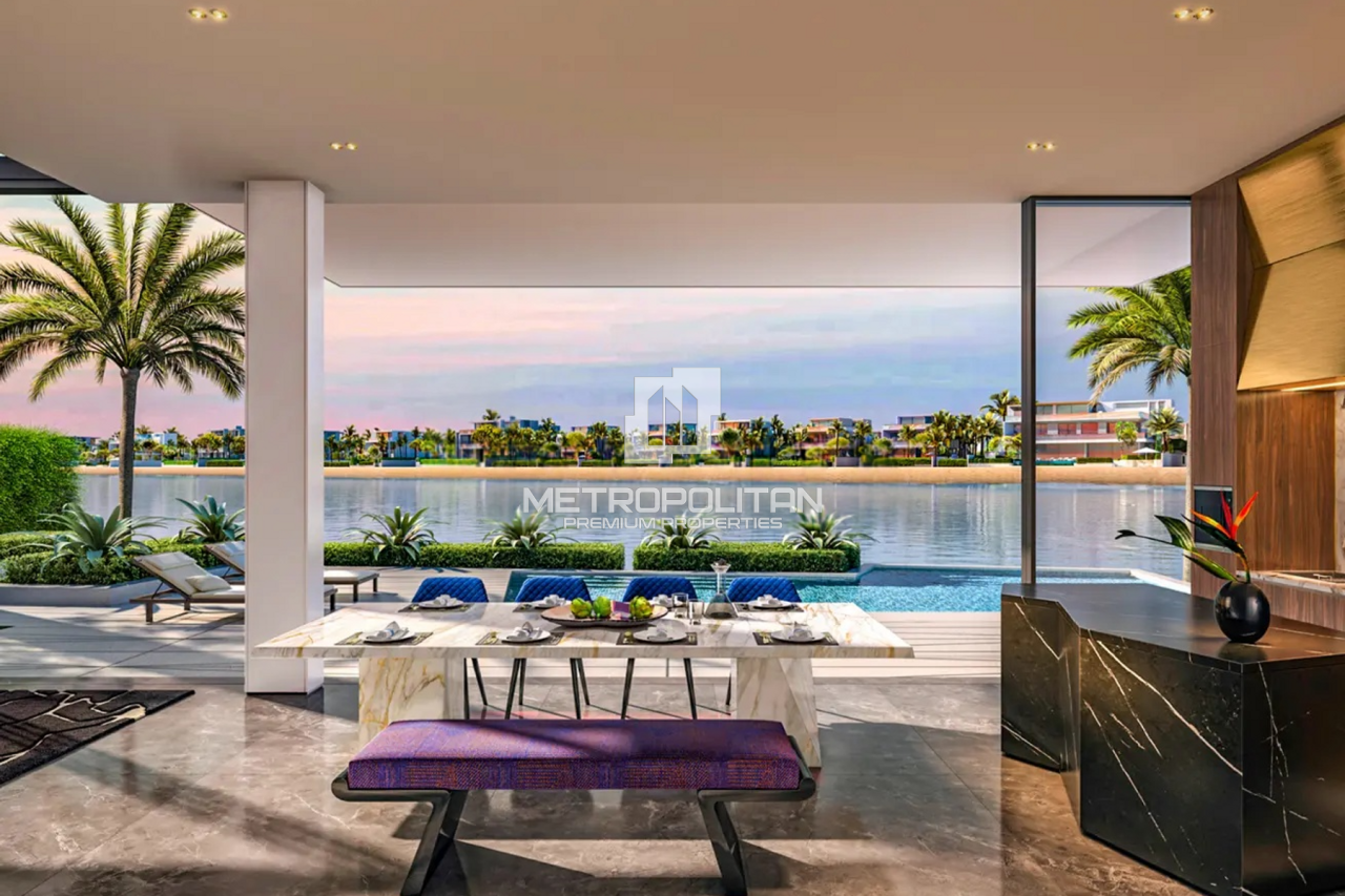 Villa in Dubai, UAE, 710 m² - picture 1