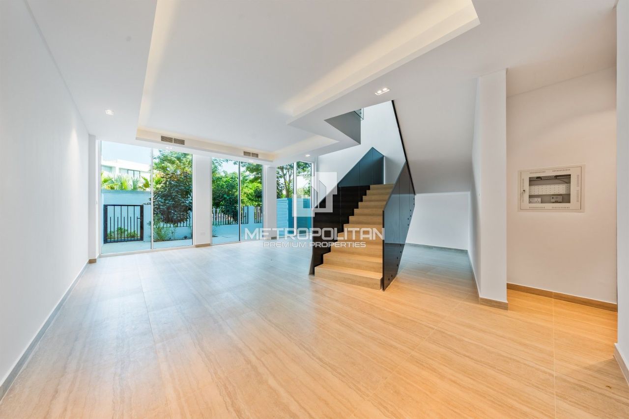 Townhouse a Dubai, EAU, 459 m² - foto 1