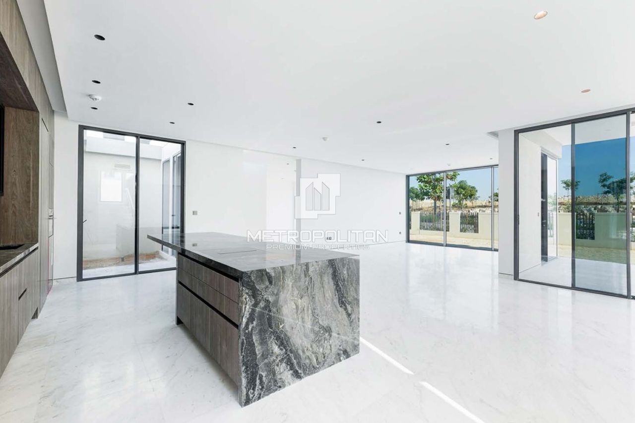 Villa in Dubai, UAE, 580 m² - picture 4