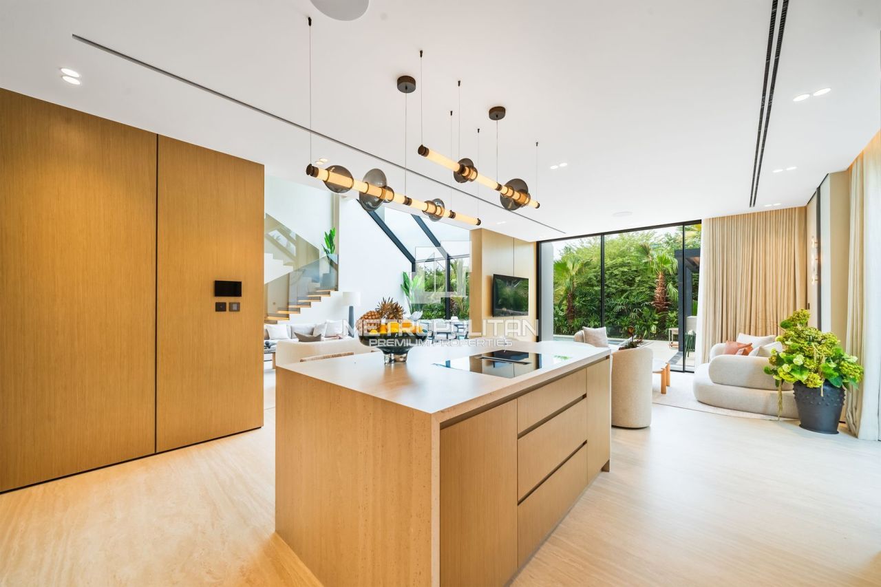 Villa a Dubai, EAU, 989 m² - foto 12