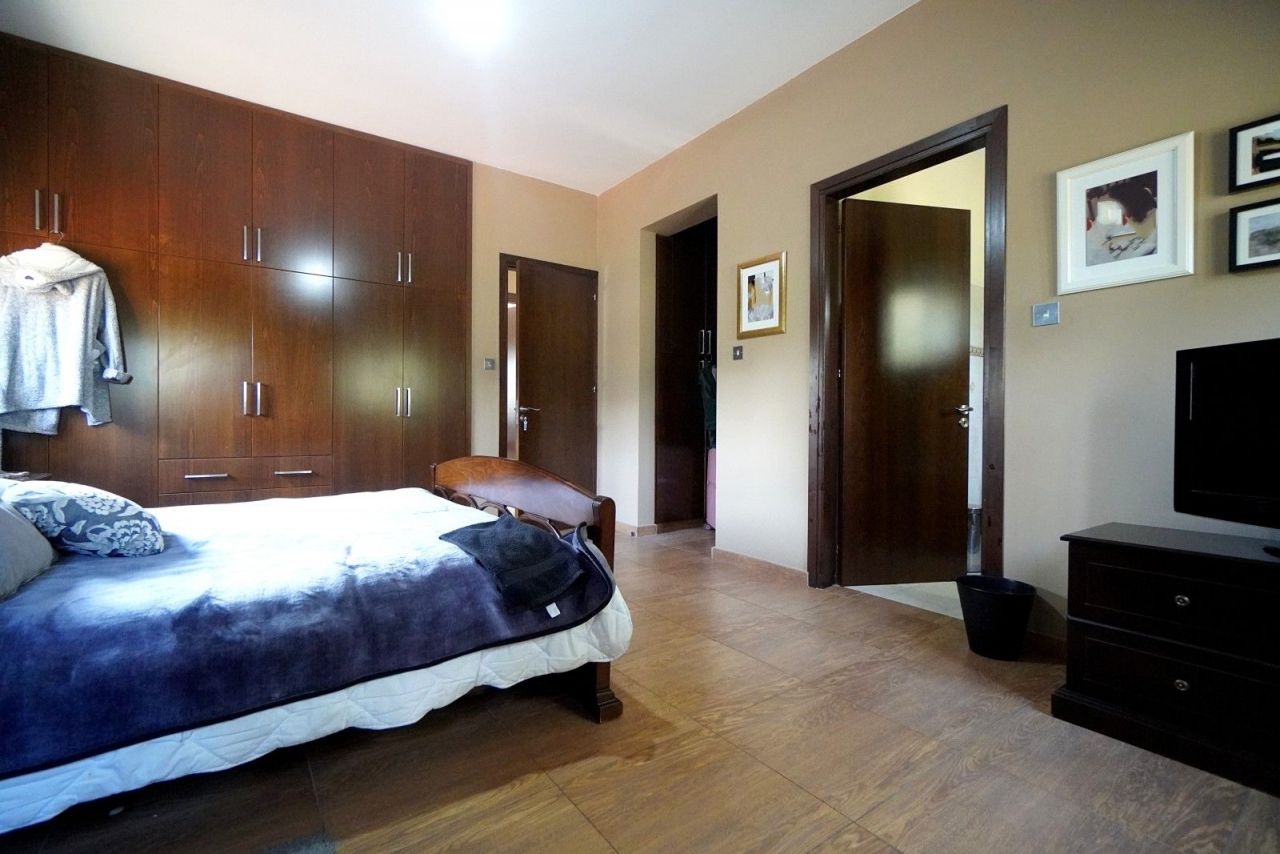 Villa in Larnaka, Zypern, 6 020 m² - Foto 6