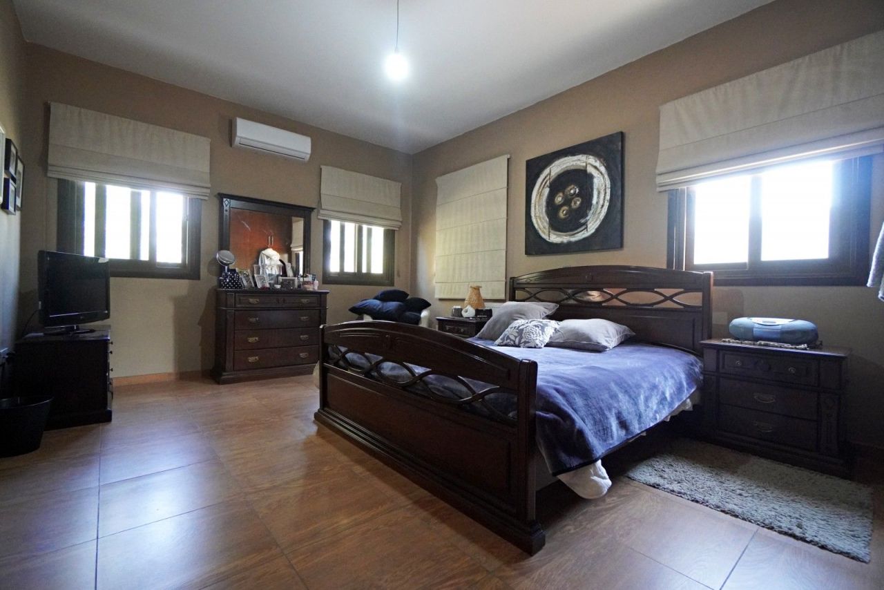 Villa in Larnaka, Zypern, 6 020 m² - Foto 7