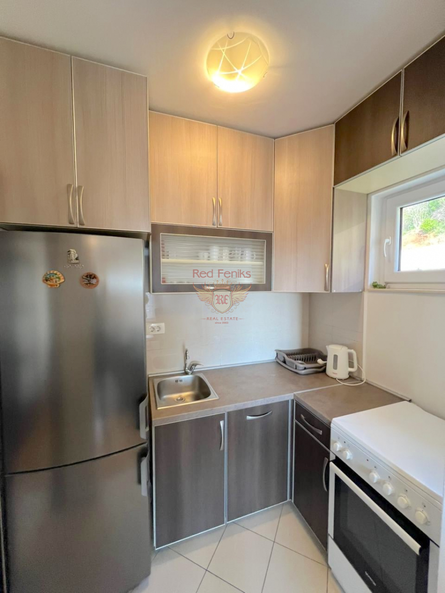 Flat in Budva, Montenegro, 39 m² - picture 2