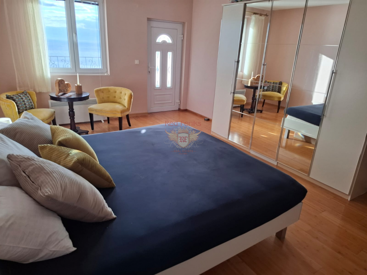 Flat in Budva, Montenegro, 116 m² - picture 9