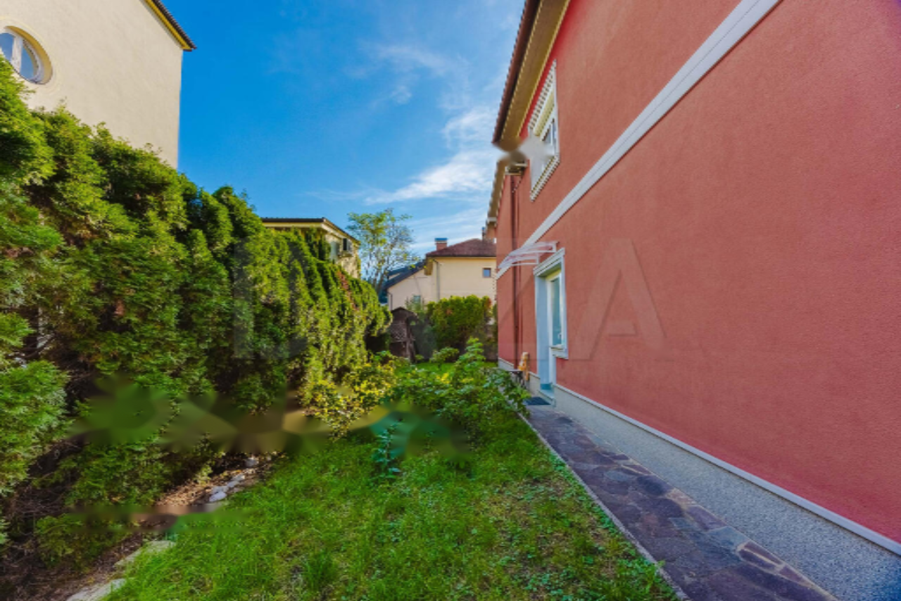 Maison à Ljubljana, Slovénie, 240 m² - image 2