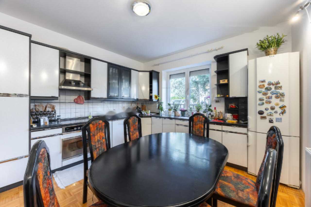 Maison à Ljubljana, Slovénie, 240 m² - image 9