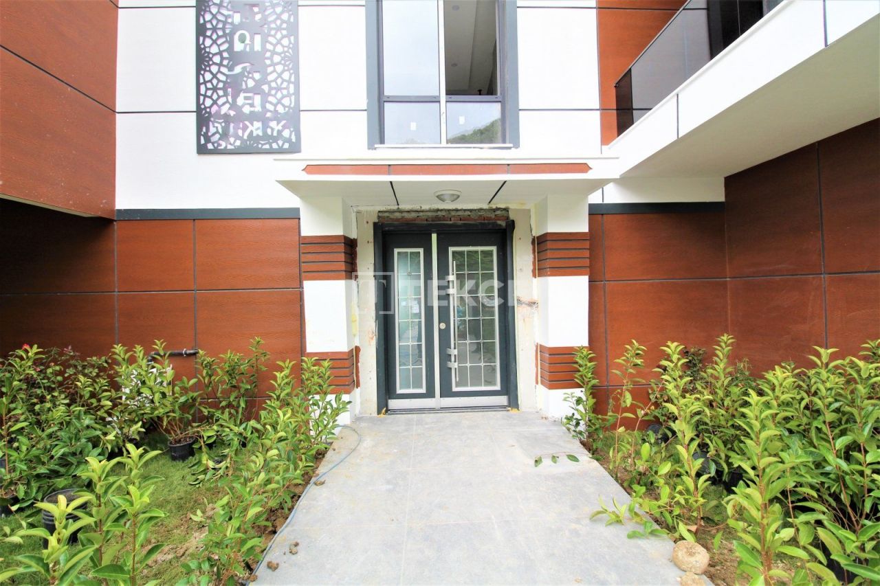 Apartment Çınarcık, Turkey, 102 m² - picture 5