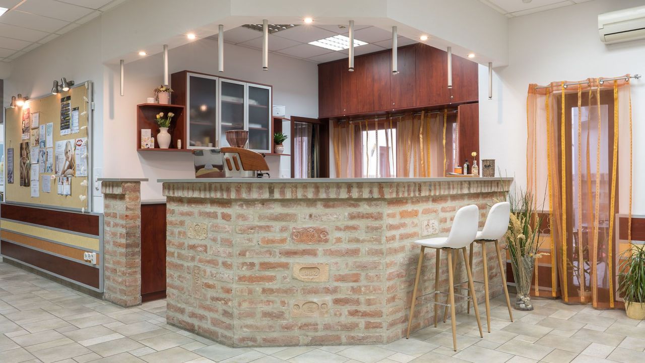 Propiedad comercial en Balaton, Hungría, 308 m² - imagen 7