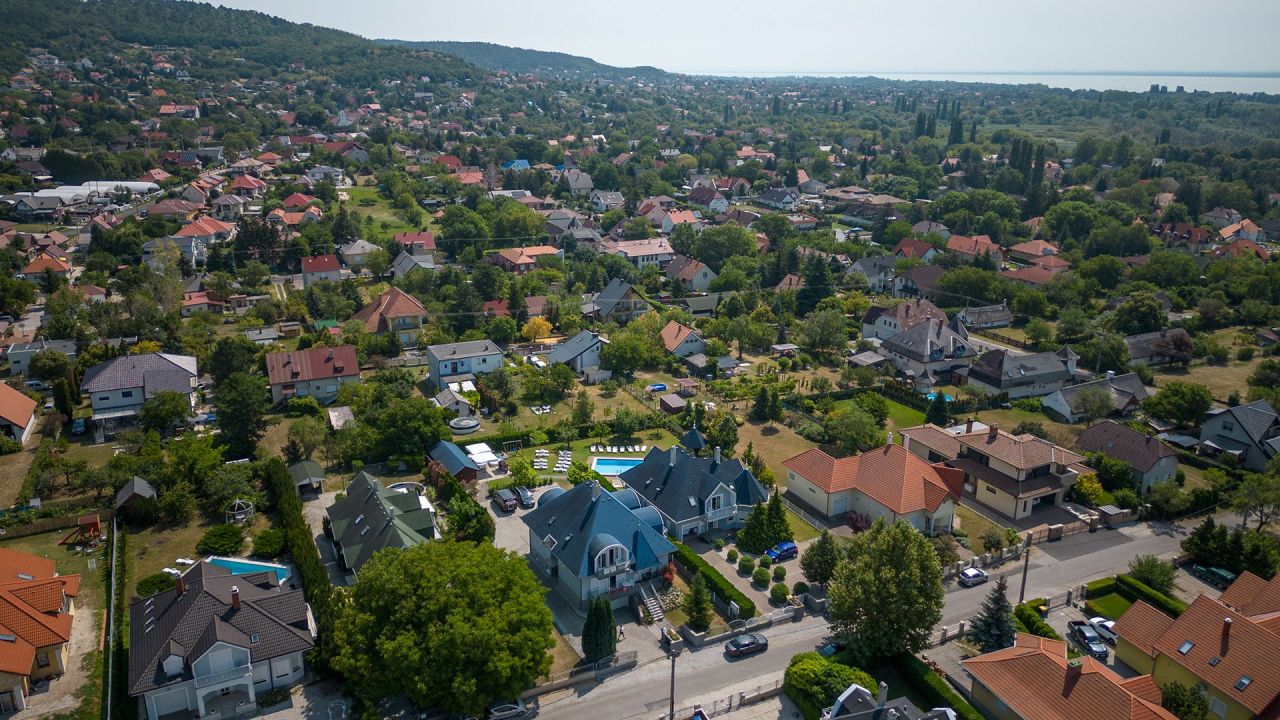 Hotel en Gyenesdiás, Hungría, 230 m² - imagen 5