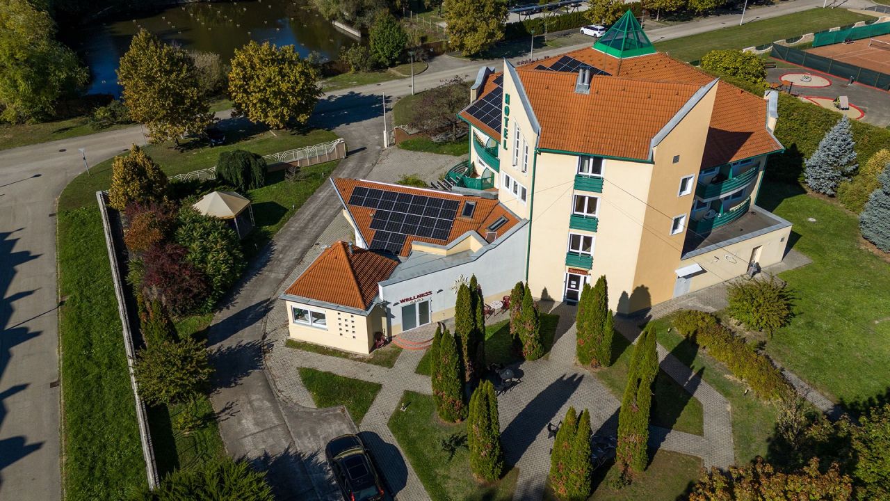 Hotel, albergo a Zalakaros, Ungheria, 1 100 m² - foto 2