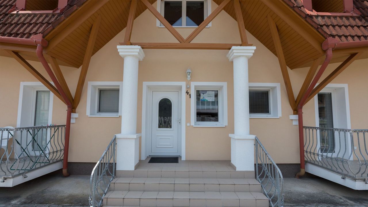 Hotel en Hévíz, Hungría, 420 m² - imagen 4