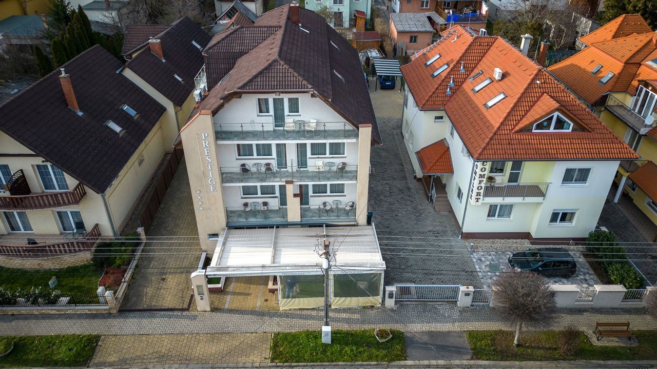 Hôtel à Hévíz, Hongrie, 500 m² - image 2