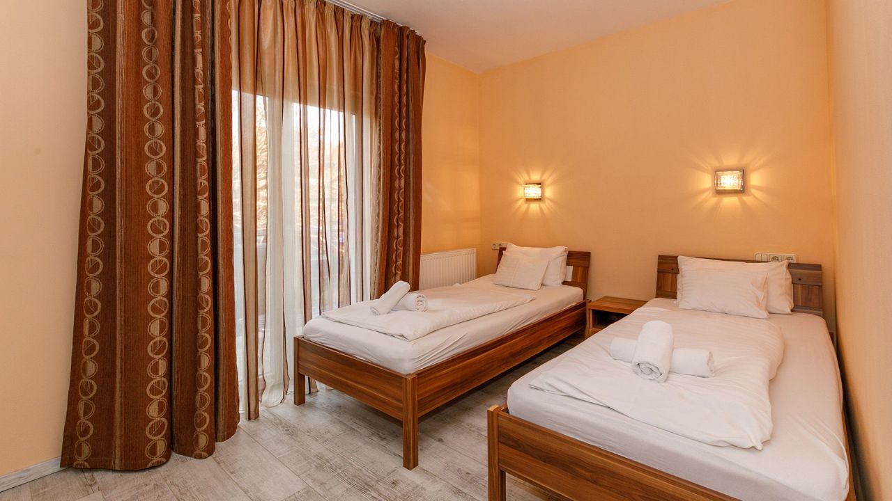 Hôtel à Hévíz, Hongrie, 500 m² - image 14