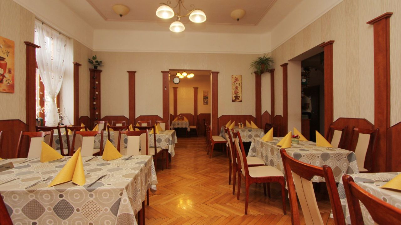 Caffè, ristorante a Keszthely, Ungheria, 400 m² - foto 5
