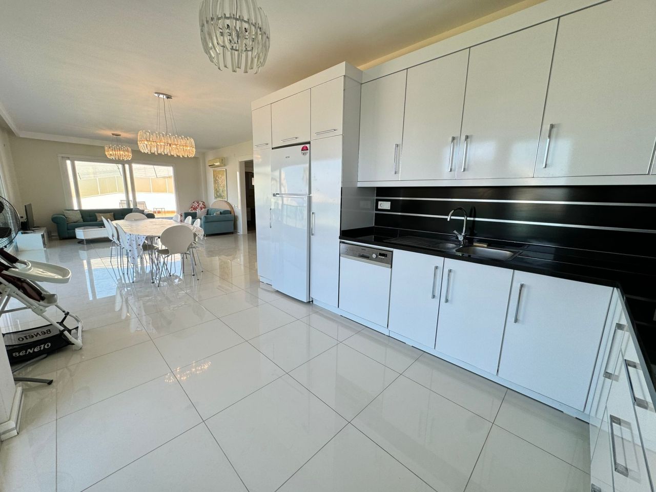 Villa in Alanya, Türkei, 350 m² - Foto 4